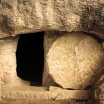 Reflexão: Tumulação ou sepultamento… nunca enterro
