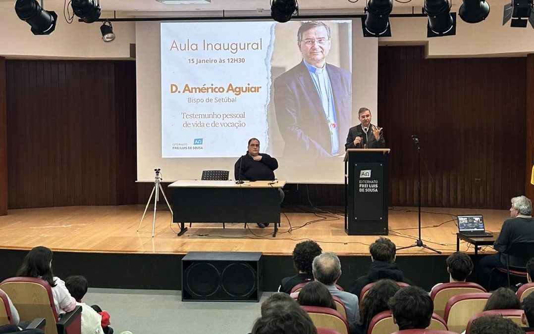 Frei Luís de Sousa: Externato realizou “Aula Inaugural” com o Cardeal D. Américo Aguiar, que falou aos alunos sobre vocação e tecnologia