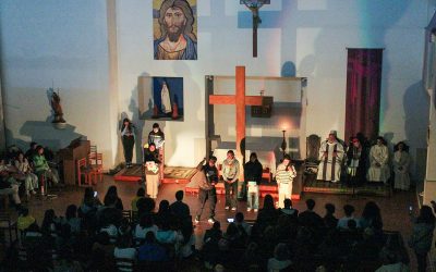 Juventude: Jovens juntaram-se para meditarem Via Sacra “A tua vida à Luz da Cruz”