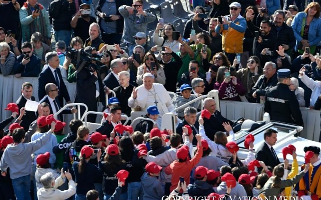 A Palavra do Papa: o método sinodal, a glória de Deus, os artífices de fraternidade e a lição da prudência