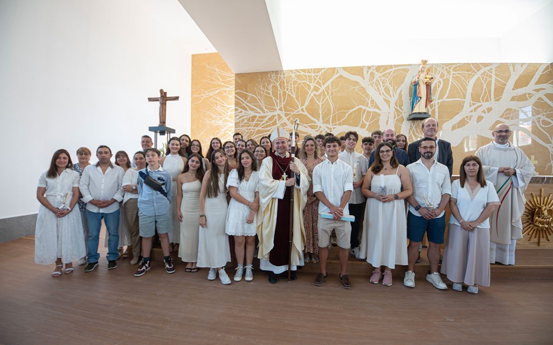 “Jovens, cada um de vós é único, e Deus ama-nos como somos”