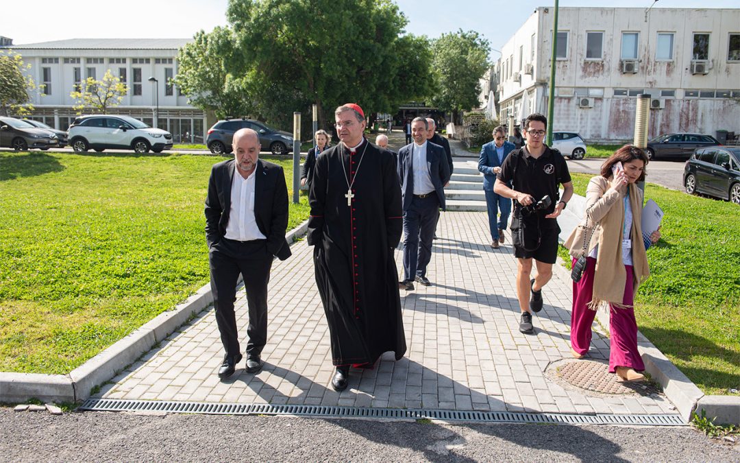 Visita à Faculdade de Ciências e Tecnologias da Universidade Nova de Lisboa