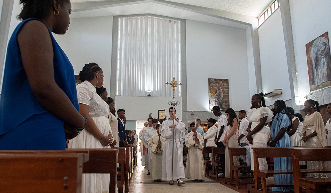Crismas na Igreja de Santa Maria, Barreiro