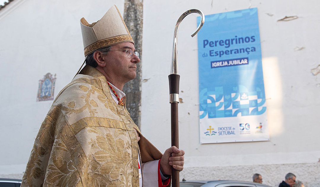 Bispo de Setúbal anuncia perdão de dívidas pessoais à Diocese