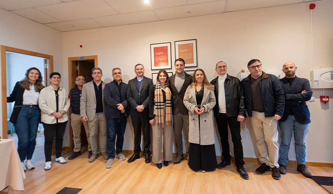 Inauguração da Triangle Academy