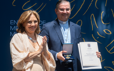 Medalha da Cidade de Almada para D. Américo Aguiar