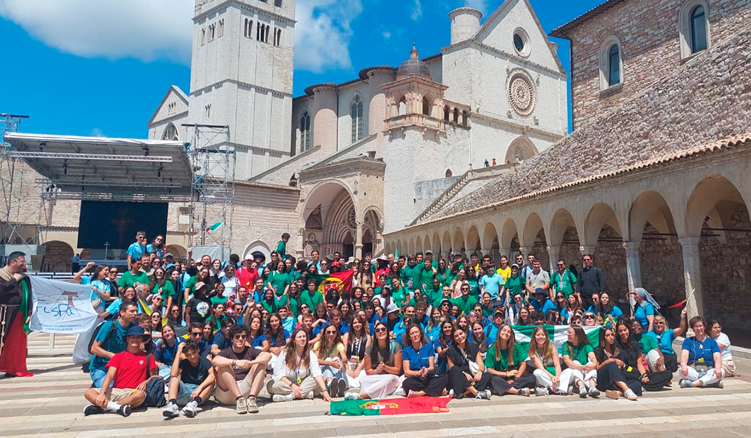 Jovens de Setúbal peregrinaram até Assis antes do Jubileu dos Jovens em Roma