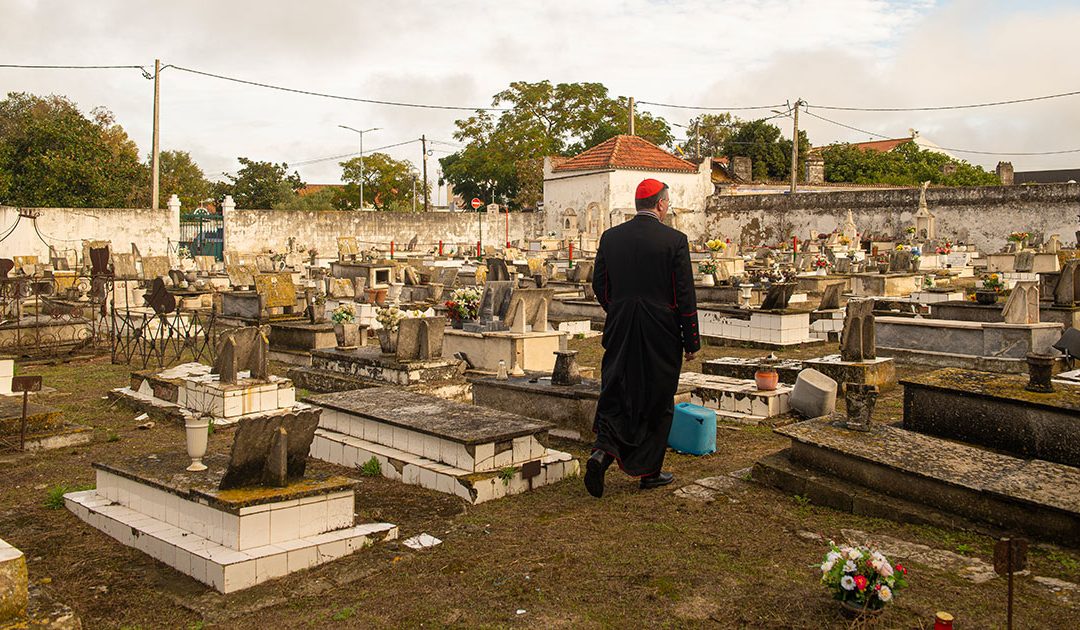 Nota Episcopal sobre a profanação de sepulturas no cemitério de Alhos Vedros