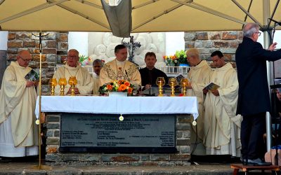 D. Américo Aguiar em Wiltz: Milhares de Peregrinos Desafiam a Chuva pelo Amor a Nossa Senhora de Fátima