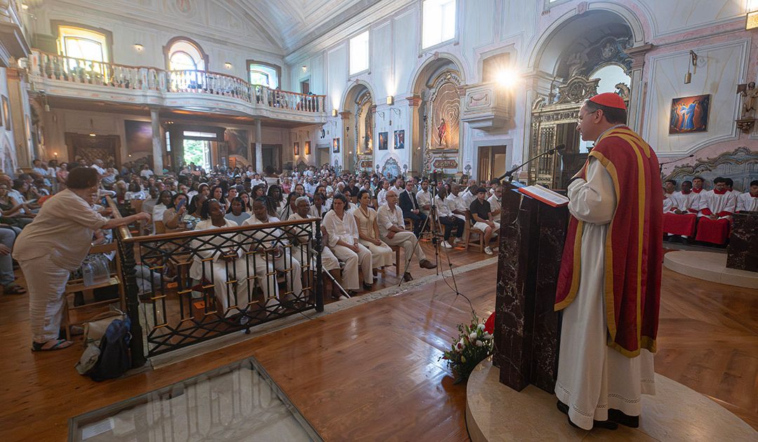 Cardeal D. Américo Aguiar desafia comunidade a ser «sinal vivo de Cristo vivo» no encerramento da Visita Pastoral ao Monte da Caparica